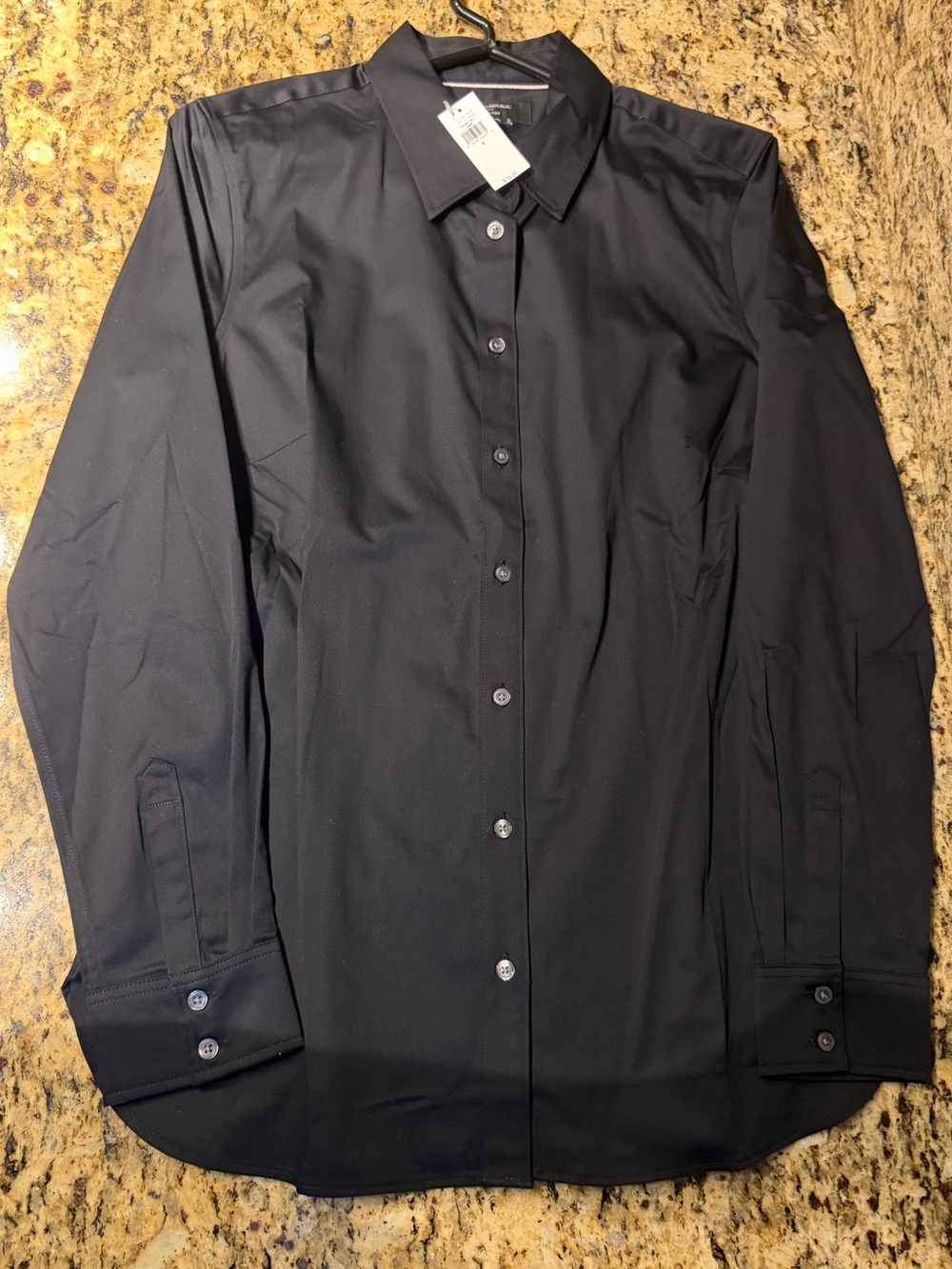 Banana Republic Women’s Black Tailored Fit Button-Up Dress Shirt